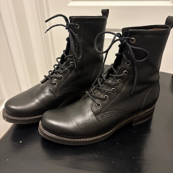Frye Veronica Combat size 8 - Picture 1 of 3